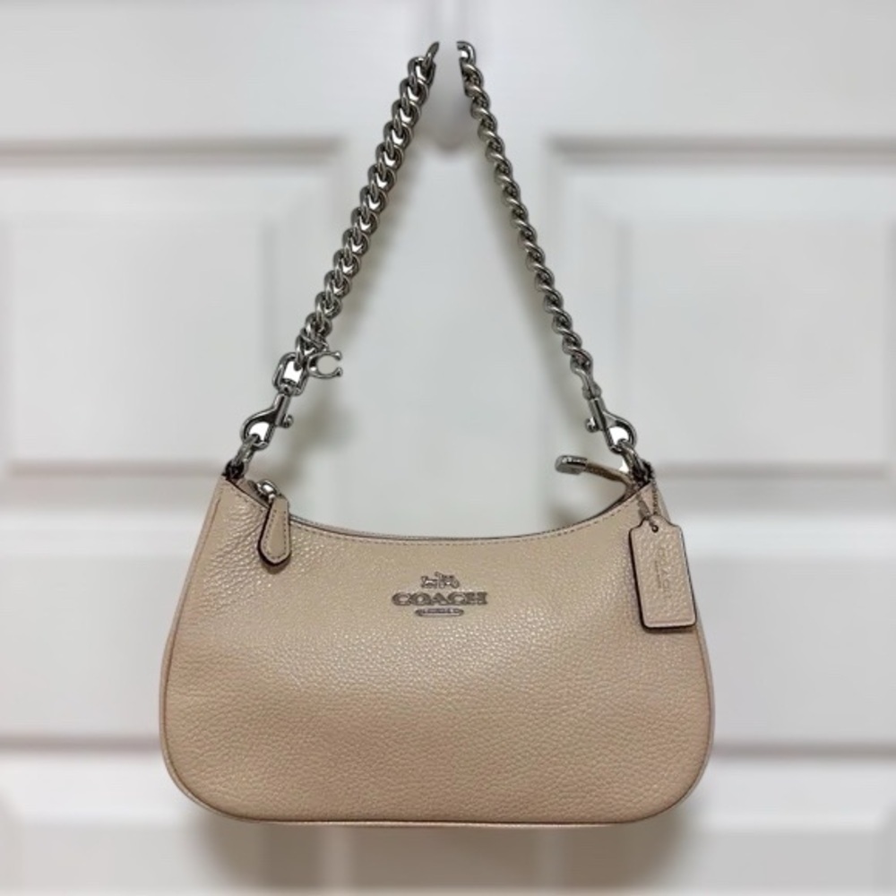 Coach Teri Convertible Shoulder Bag Sand Beige Pebble Leather Chain